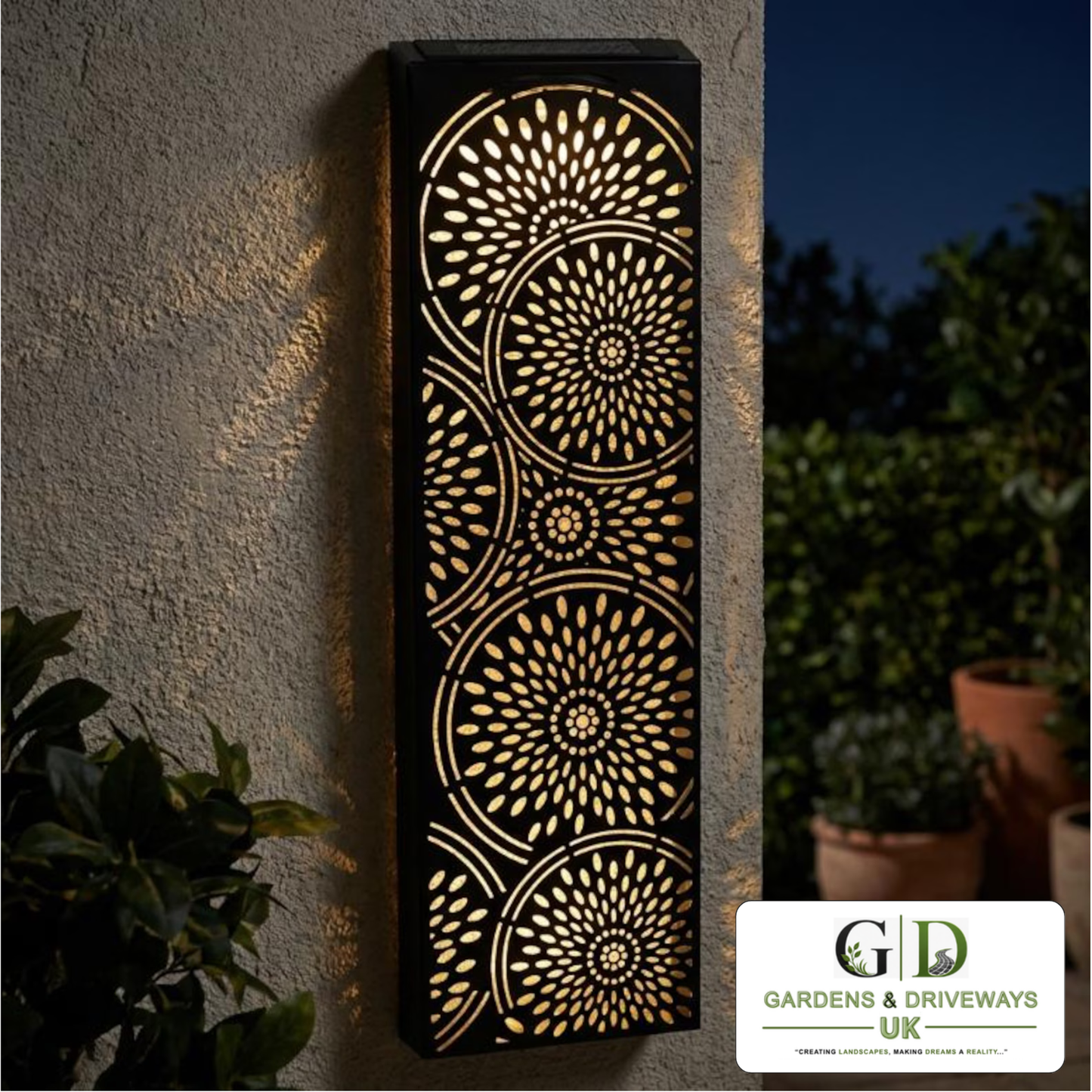 Metal Pattern Solar Wall Panel Garden Light
